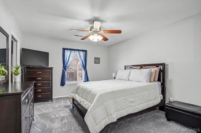 8005 S Date Avenue, Broken Arrow, OK 74011