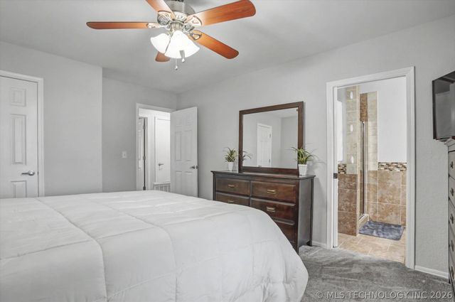 8005 S Date Avenue, Broken Arrow, OK 74011