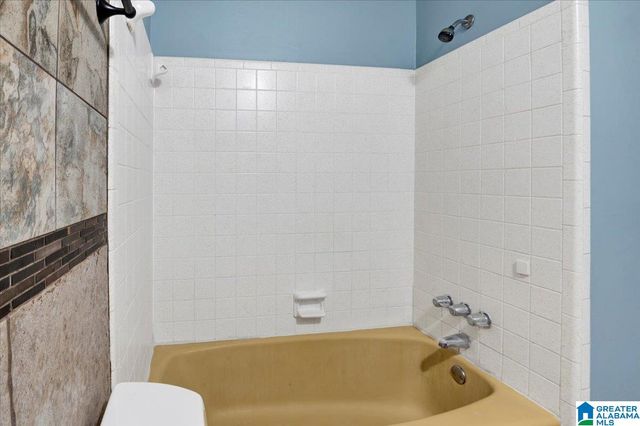 952 RYECROFT ROAD, Pelham, AL 35124