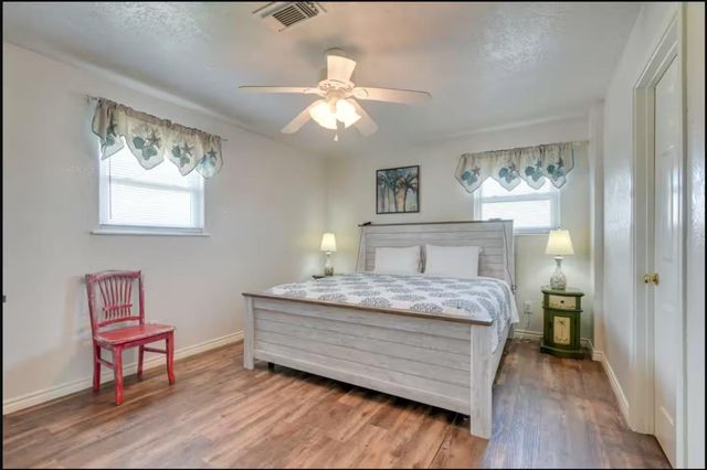 114 Sand Dune Court, Surfside Beach, TX 77541