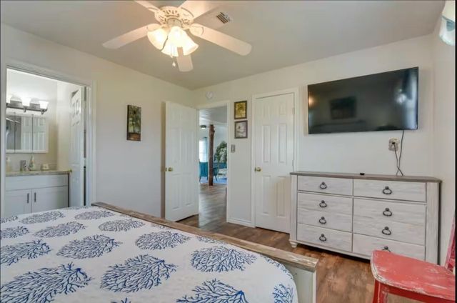 114 Sand Dune Court, Surfside Beach, TX 77541