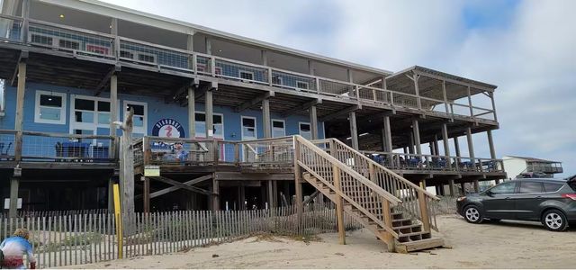 114 Sand Dune Court, Surfside Beach, TX 77541