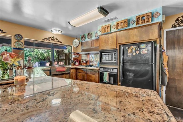 1967 Mulberry Drive, Hanford, CA 93230