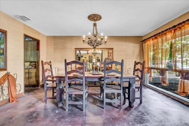 1967 Mulberry Drive, Hanford, CA 93230
