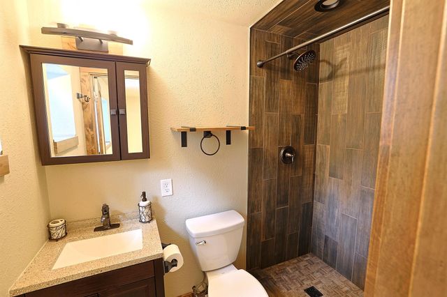 4310 S Hollow Ct, Spokane Valley, WA 99206