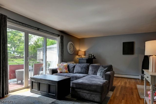 316 Hoover Ave 54, Bloomfield Twp., NJ 07003