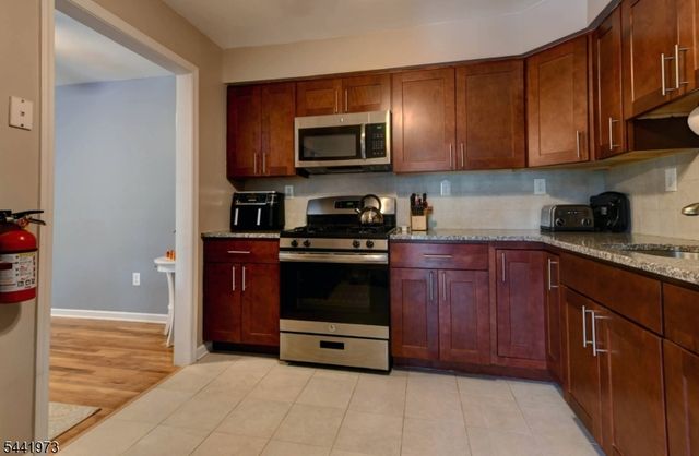 316 Hoover Ave 54, Bloomfield Twp., NJ 07003