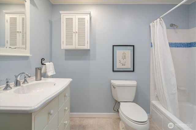 19321 Kenlake Place NE, Kenmore, WA 98028