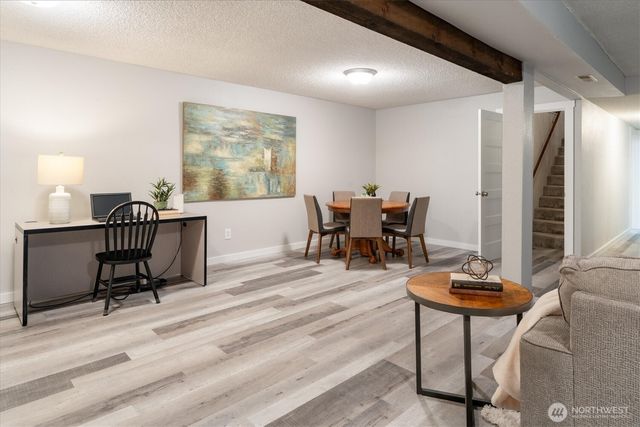 19321 Kenlake Place NE, Kenmore, WA 98028