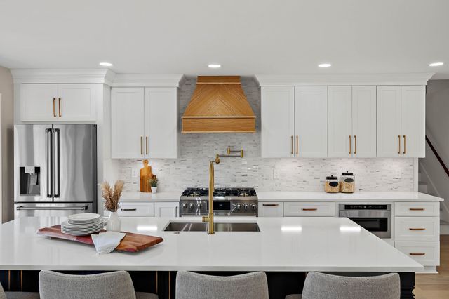 1114 Chickasaw Dr, Brentwood, TN 37027