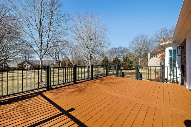 1114 Chickasaw Dr, Brentwood, TN 37027