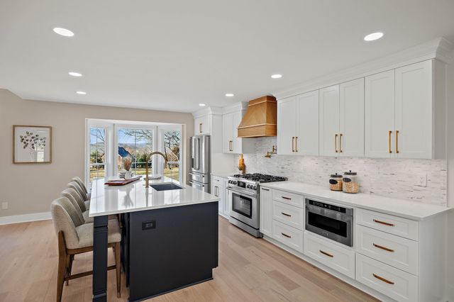 1114 Chickasaw Dr, Brentwood, TN 37027