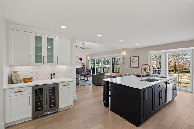 1114 Chickasaw Dr, Brentwood, TN 37027