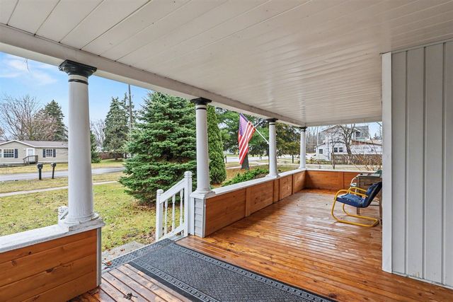 217 S Main Street, Kent City, MI 49330