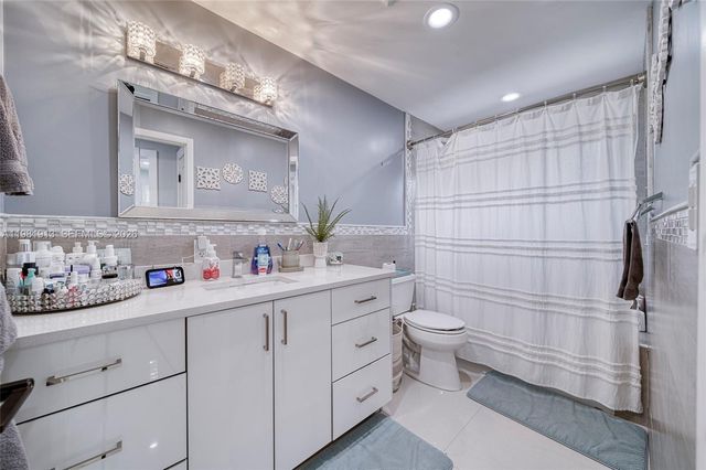 10131 SW 108th St 0, Miami, FL 33176