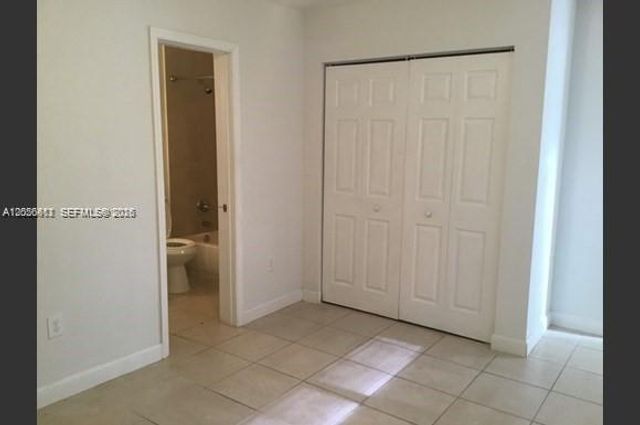 2735 NW 27th St, Miami, FL 33142