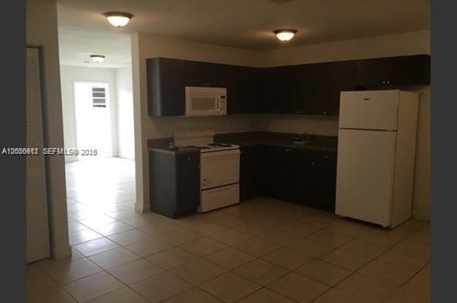 2735 NW 27th St, Miami, FL 33142