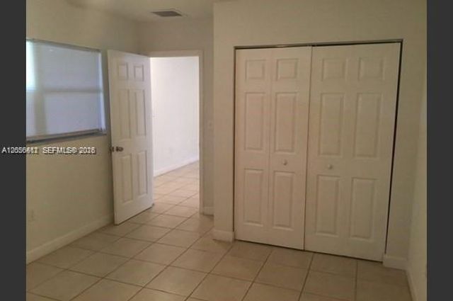 2735 NW 27th St, Miami, FL 33142