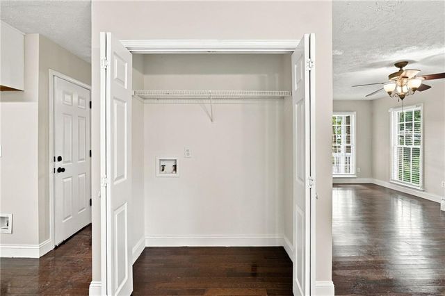 41 Red Oak Circle, Dallas, GA 30157