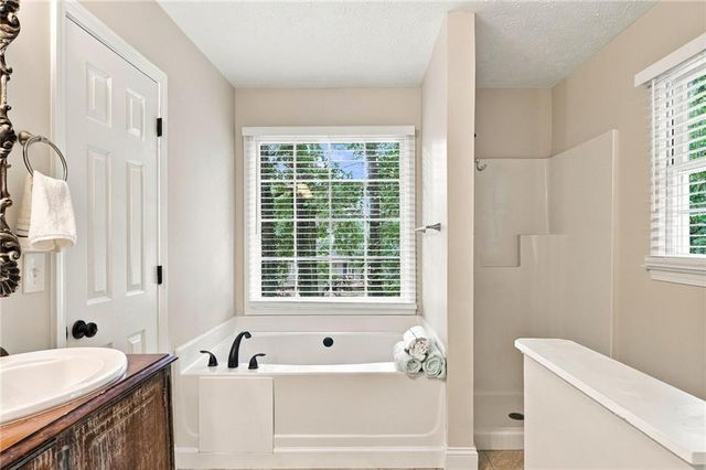 41 Red Oak Circle, Dallas, GA 30157
