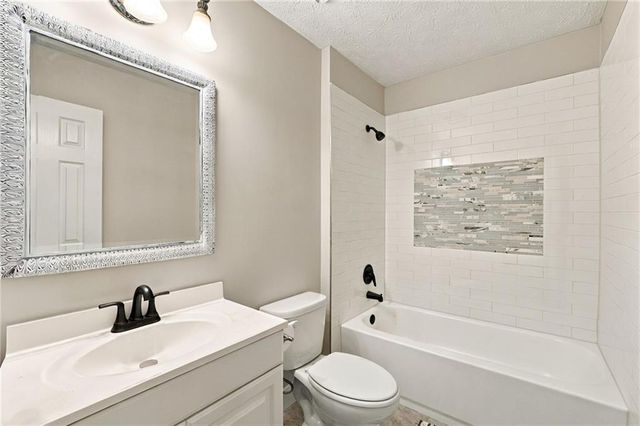 41 Red Oak Circle, Dallas, GA 30157