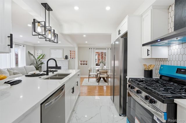 16636 Ardmore Street, Detroit, MI 48235