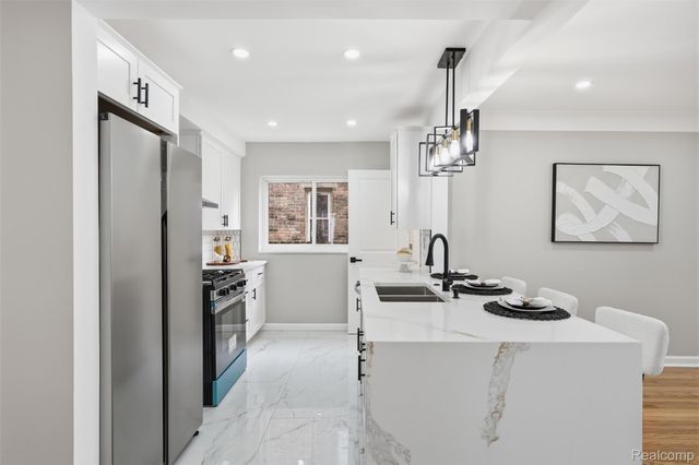 16636 Ardmore Street, Detroit, MI 48235