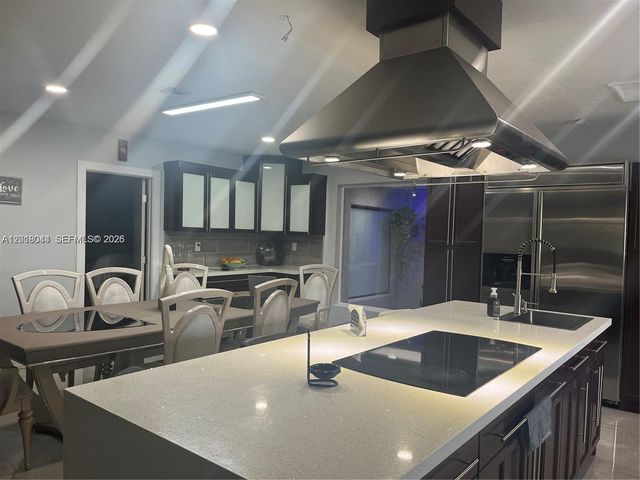 9260 SW 164th St, Palmetto Bay, FL 33157