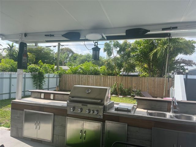 9260 SW 164th St, Palmetto Bay, FL 33157