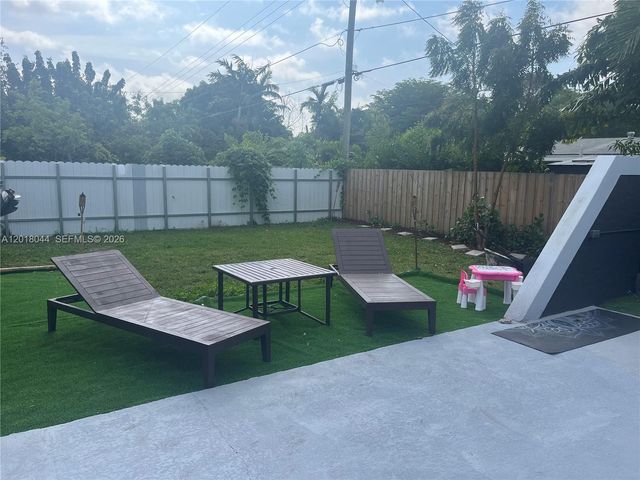 9260 SW 164th St, Palmetto Bay, FL 33157