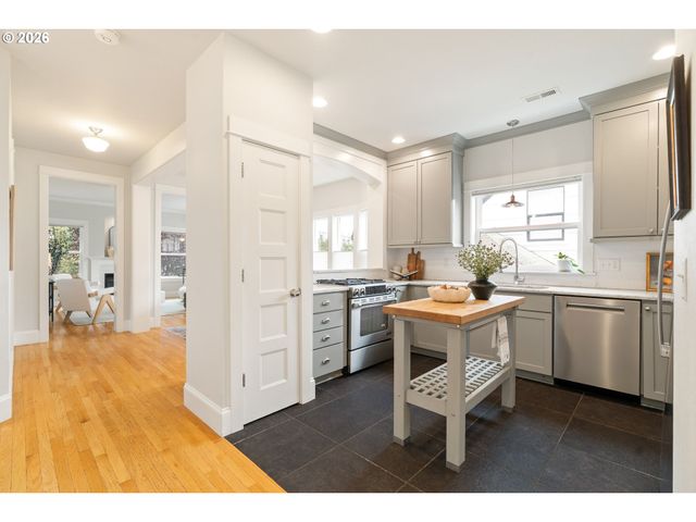 6127 Ne 27TH Ave, Portland, OR 97211