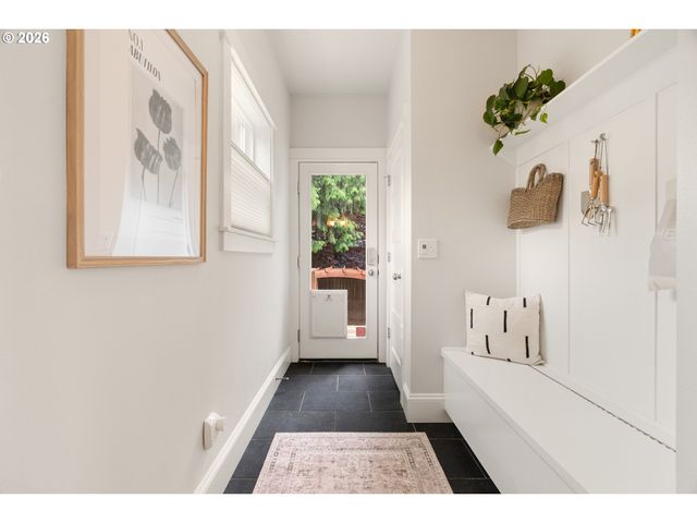 6127 Ne 27TH Ave, Portland, OR 97211