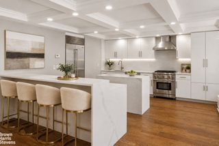 200 Central Park S # 16, New York City, NY 10019