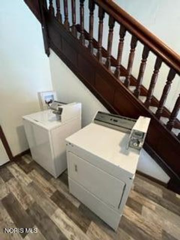 527 W Sandusky Street, Findlay, OH 45840