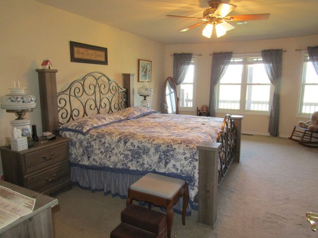 988 County Road 6160, Dora, MO 65637