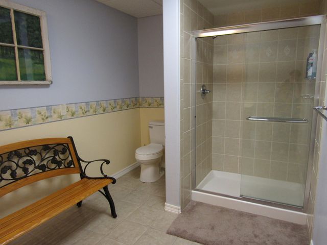 988 County Road 6160, Dora, MO 65637