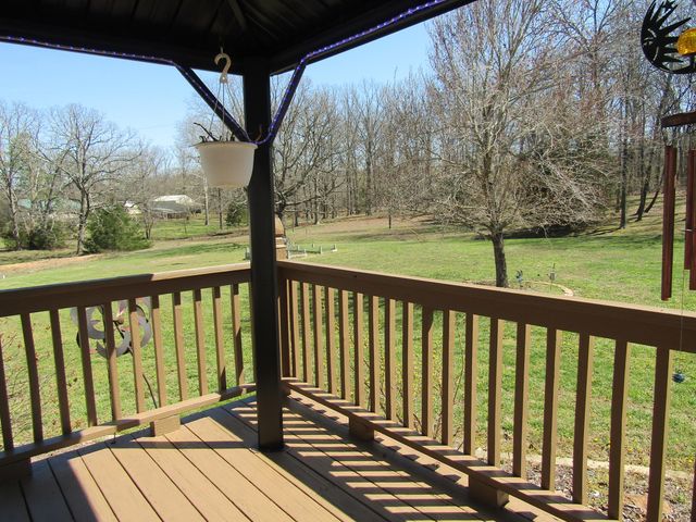 988 County Road 6160, Dora, MO 65637