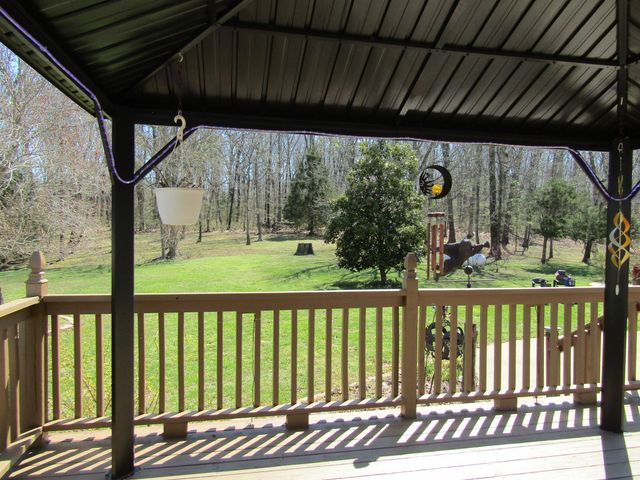 988 County Road 6160, Dora, MO 65637