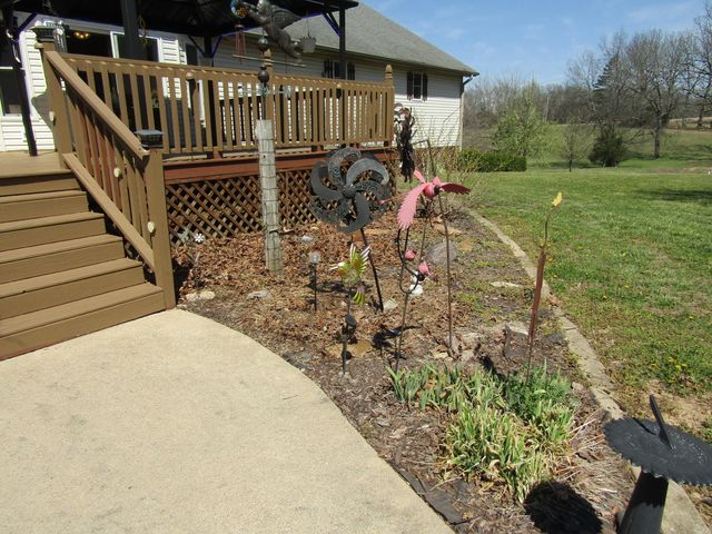 988 County Road 6160, Dora, MO 65637