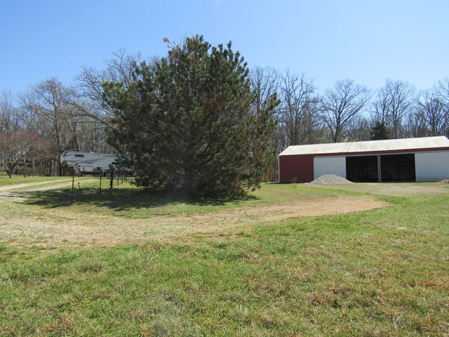 988 County Road 6160, Dora, MO 65637