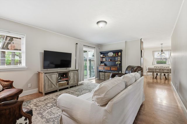 1209 Tanager Lane, Garland, TX 75042