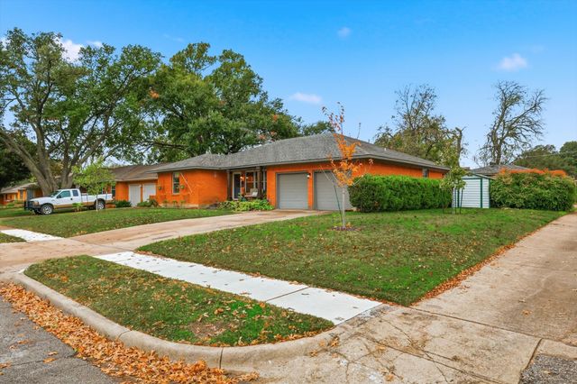 1209 Tanager Lane, Garland, TX 75042