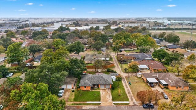 1209 Tanager Lane, Garland, TX 75042