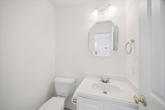 15 Redland Place, Spring, TX 77382