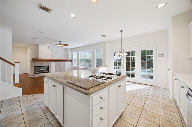 15 Redland Place, Spring, TX 77382
