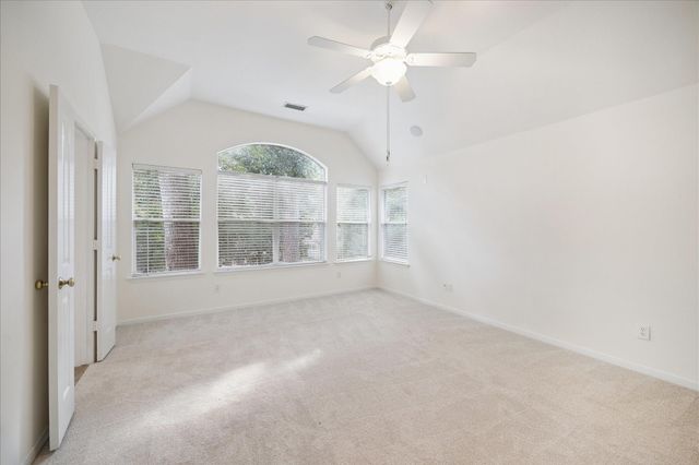 15 Redland Place, Spring, TX 77382