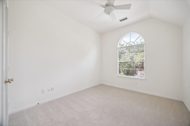 15 Redland Place, Spring, TX 77382