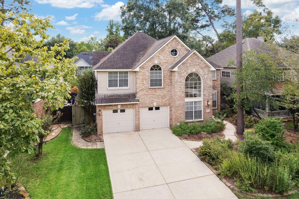 15 Redland Place, Spring, TX 77382