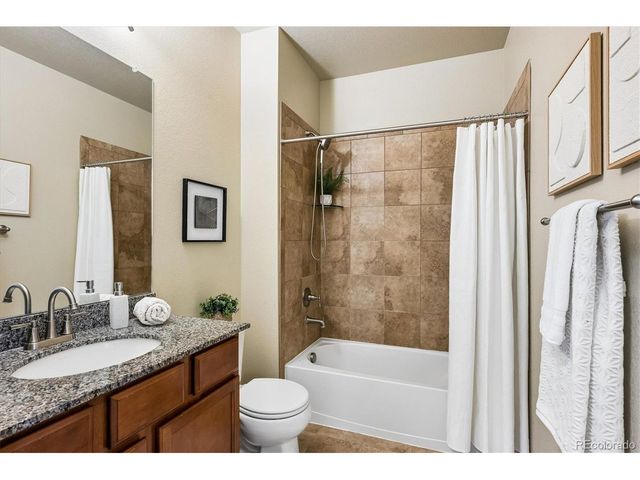 19775 E Atlantic Dr D, Aurora, CO 80013