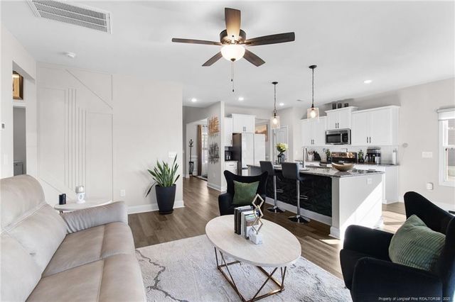 199 Winnsboro Road, Raeford, NC 28376